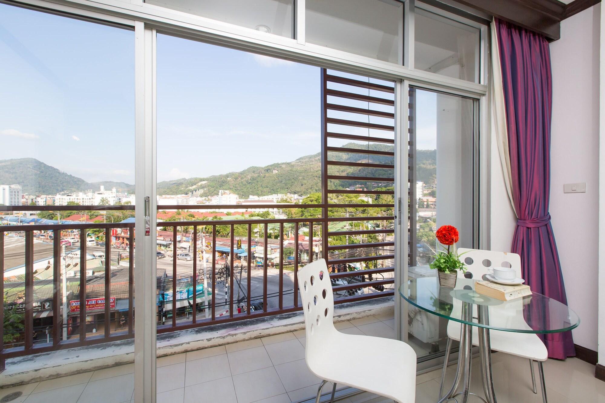 Patong Buri Hotel Buitenkant foto
