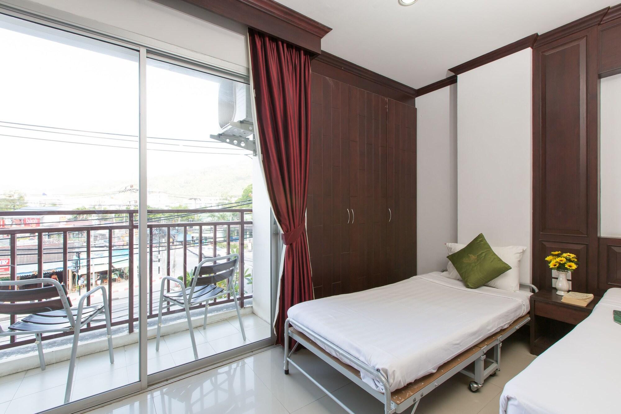 Patong Buri Hotel Buitenkant foto