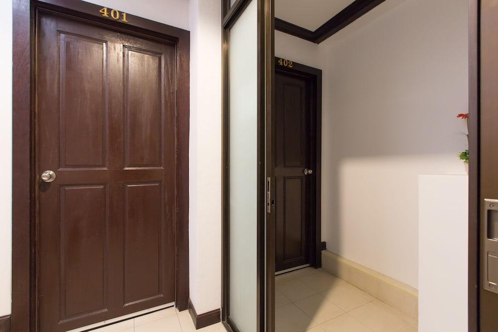 Patong Buri Hotel Buitenkant foto